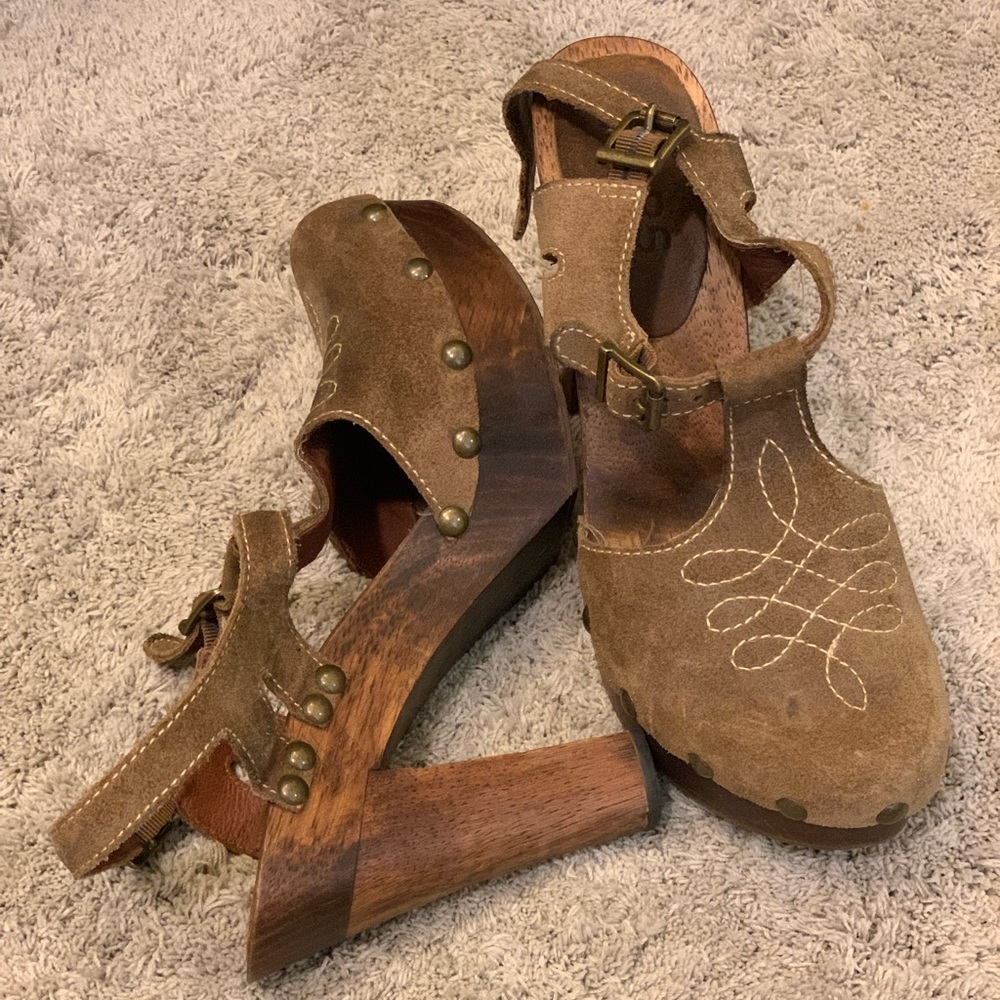 Micheal Kor Platform heels